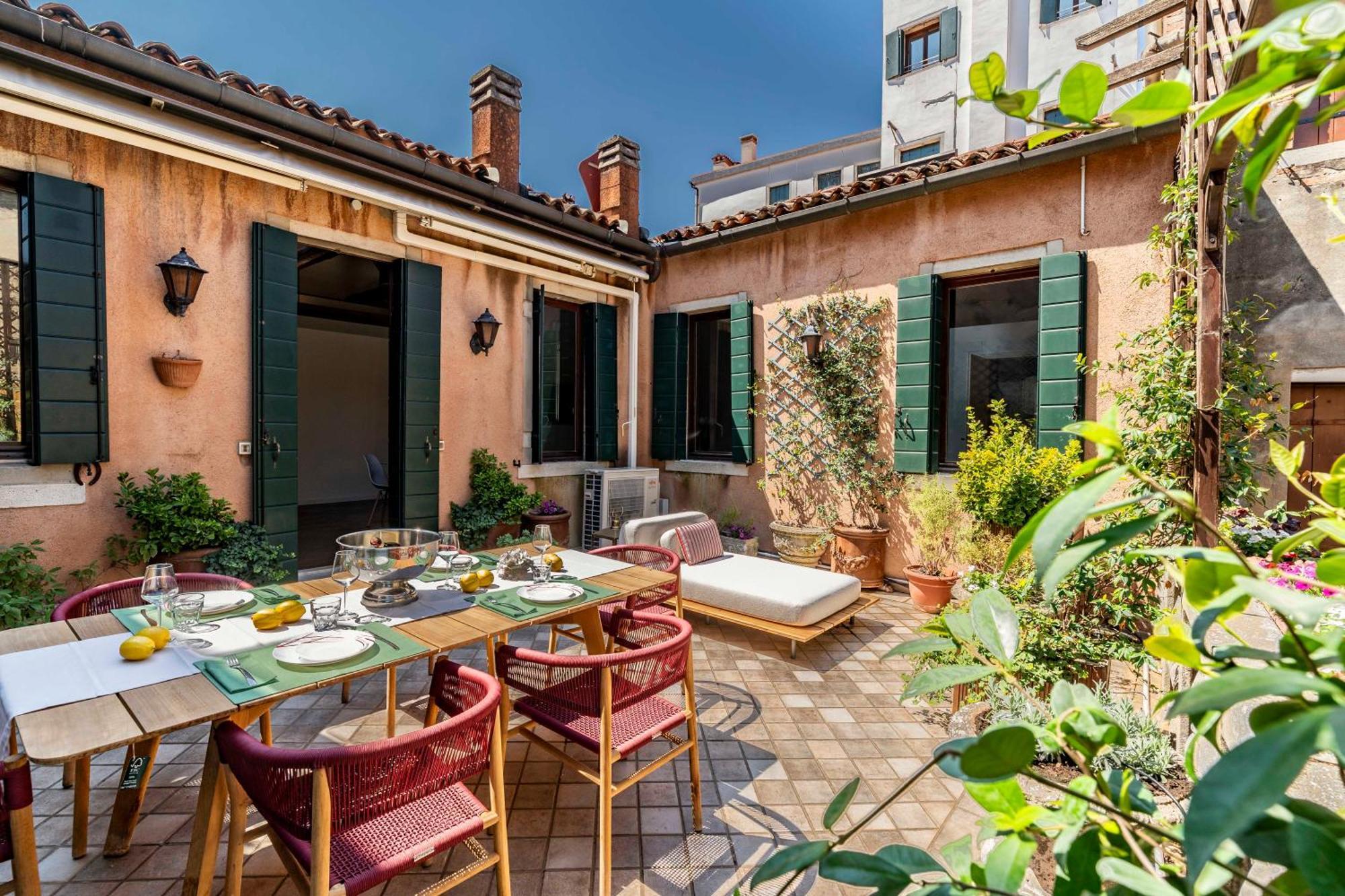 San Barnaba Palace R&R เวนิส ภายนอก รูปภาพ